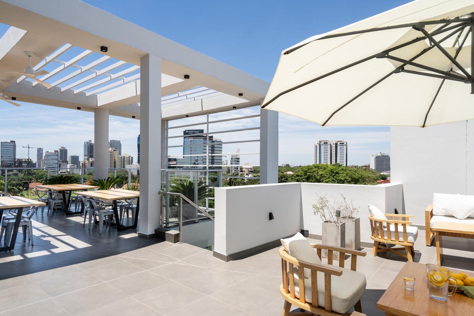 Zt Coliving And Hotel 亚松森 外观 照片